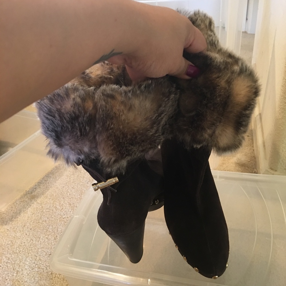 Boots - Picture 2 of 5